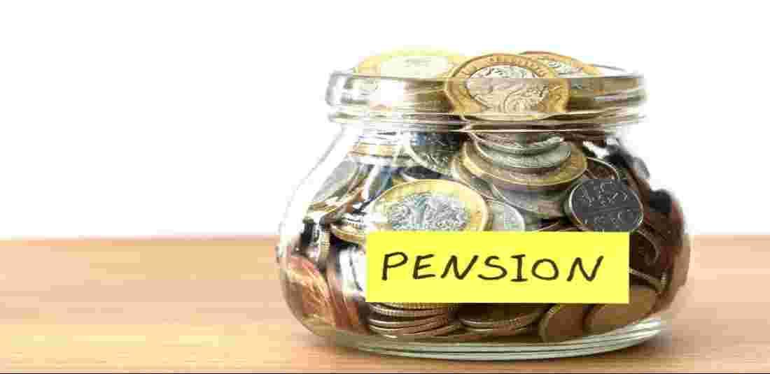 How The 'Lucrative' Higher Pension Option Can Actually Lower Your Retirement Corpus