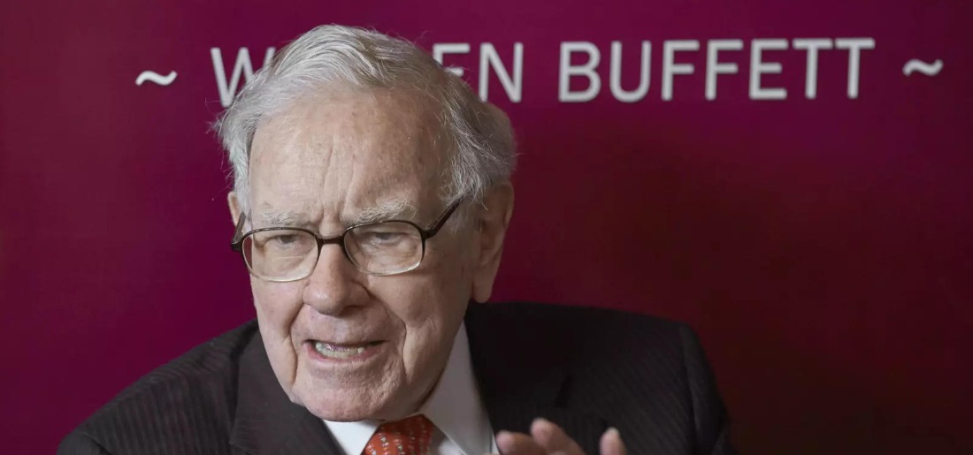 When Warren Buffett Admitted His 'Big Mistake' That Cost His Firm ...