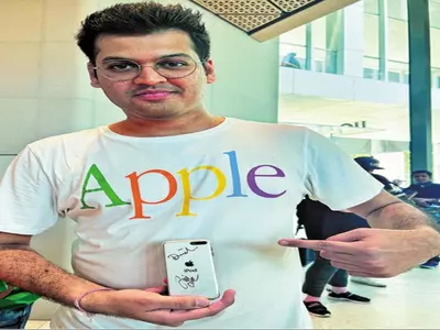 apple indian fan purav mehta
