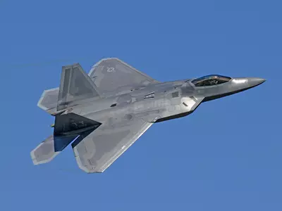 US Military Is Testing An Autonomous Fighter Jet, Are Robot Soldiers Next?