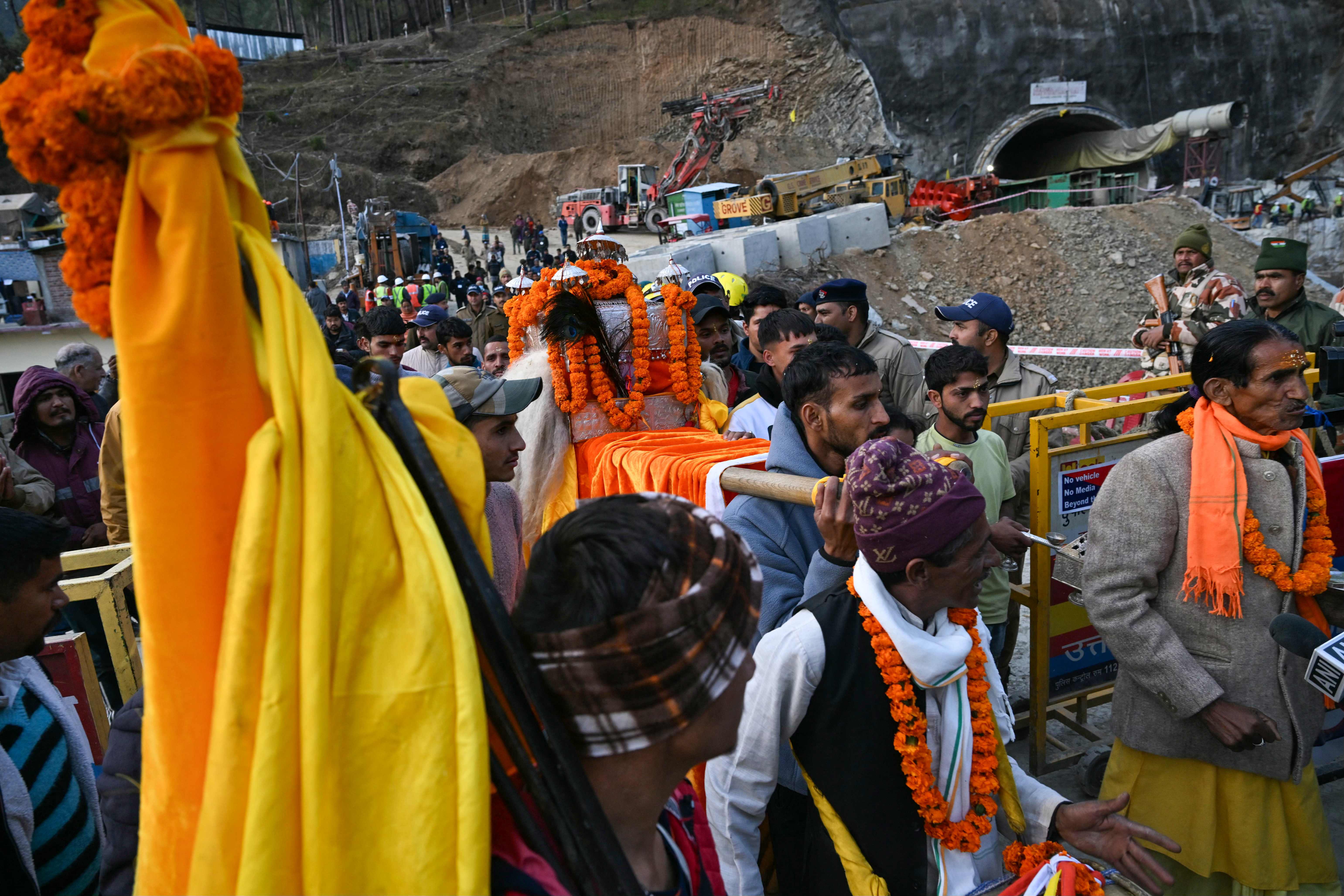 Here Is Why There Is A Hindu Shrine In Front Of The Uttarkashi Tunnel Rescue Site