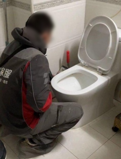 Couple drinks toilet water for 6 months