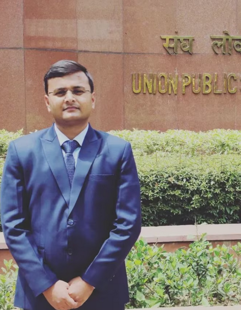 Utkarsh Gaurav UPSC Success Story: B.Tech कर नहीं की नौकरी, लोगों ने ...