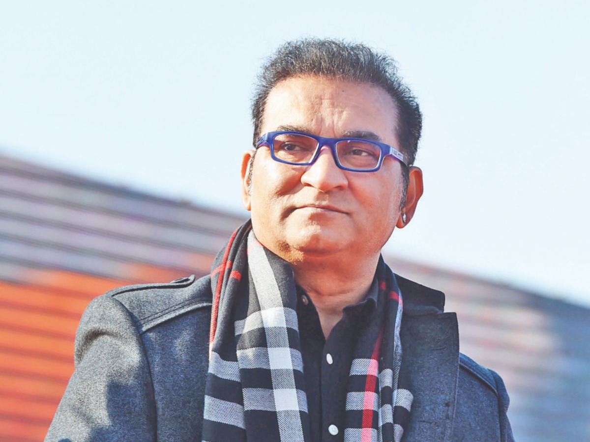 Abhijeet Bhattacharya Makes A Shocking Claim Against Shah Rukh Khan