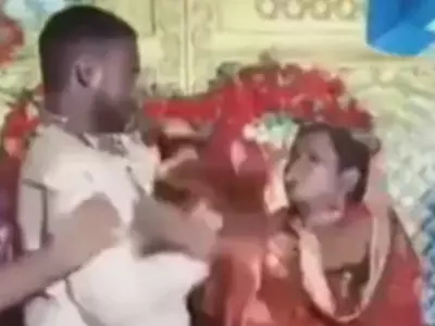 Bride And Groom's Brawl During Wedding Ceremony 