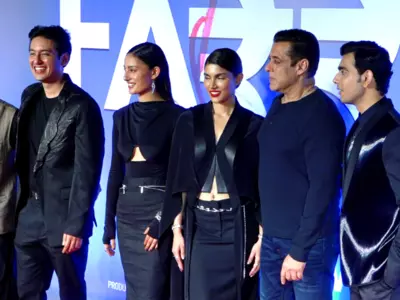 Salman Khan at Alizeh Agnihotri's debut movie Farrey, poses with the cast