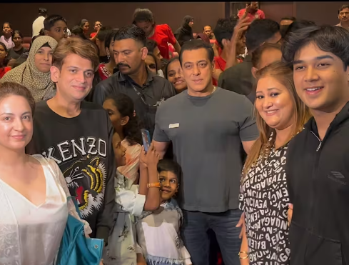 salman khan hosts special screening of Tiger 3 for kids on children