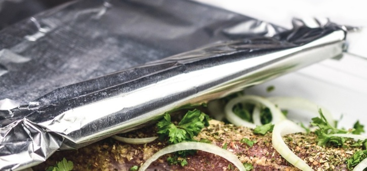 Why Aluminum Foil Has a Dull Side and a Shiny Side - Reynolds Aluminum Foil  Wrap