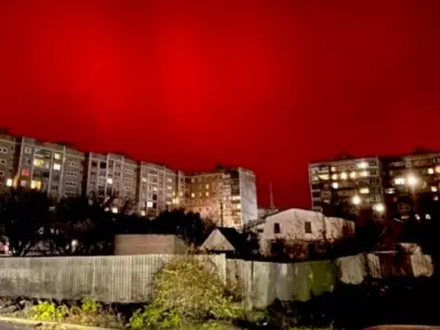 why Bulgaria sky turned red 