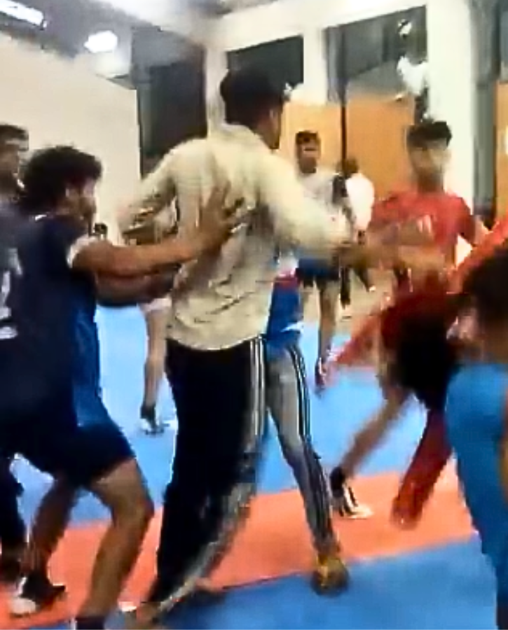 college student fight 