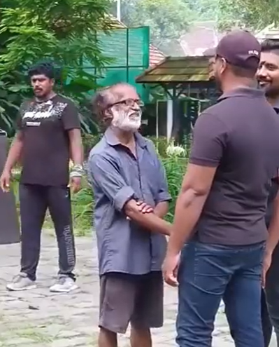 Rajinikanth's resemblance stuns the Internet