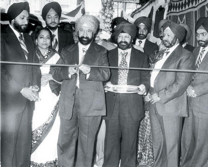 shopkeepers dhingra brothers who turn a bankrupt Company into rs 56000 crore berger paints