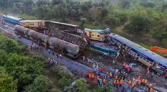 andhra pradesh train accident news 