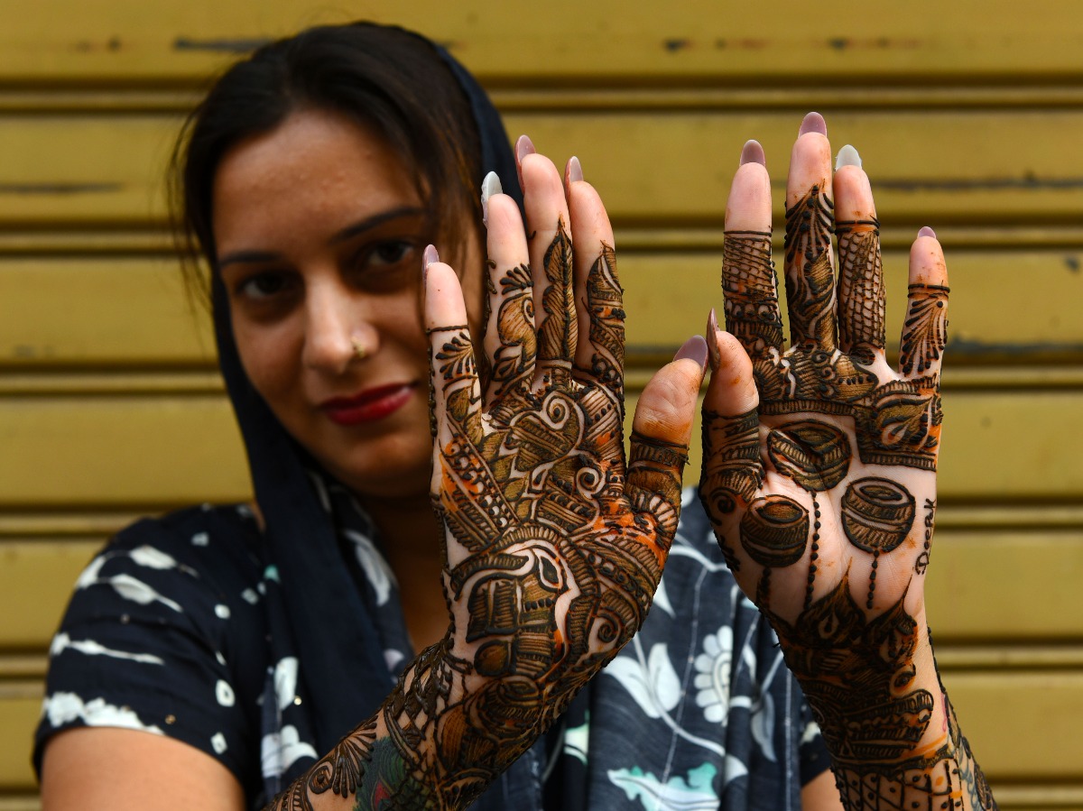 Mehndi Design Service In Gorakhpur