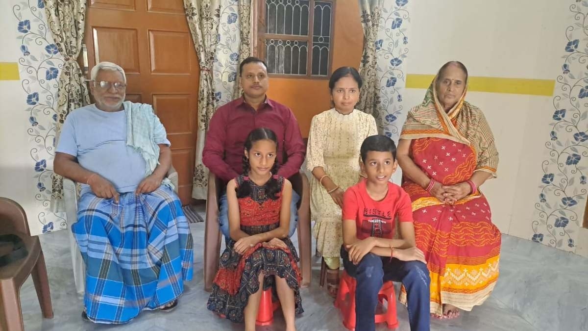 husband-wife-become-a-teacher-in-bihar-4-65376b4c28436