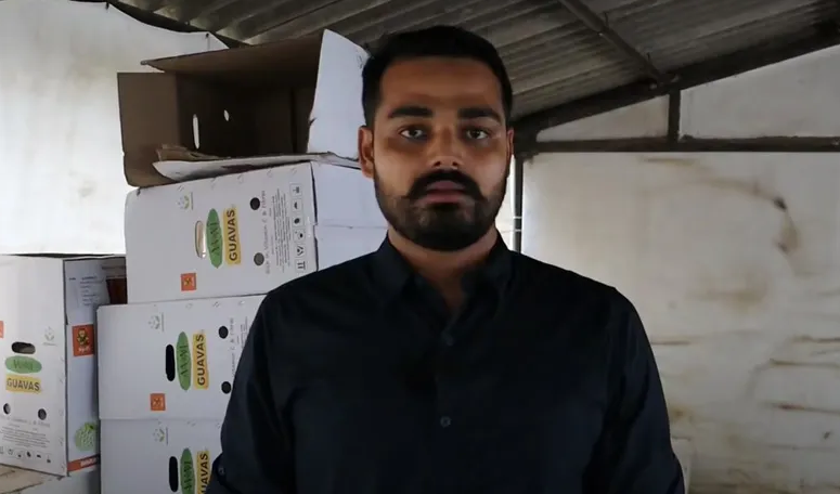 Kabir Chandrakar MBA turns guava farmer earns lakhs 