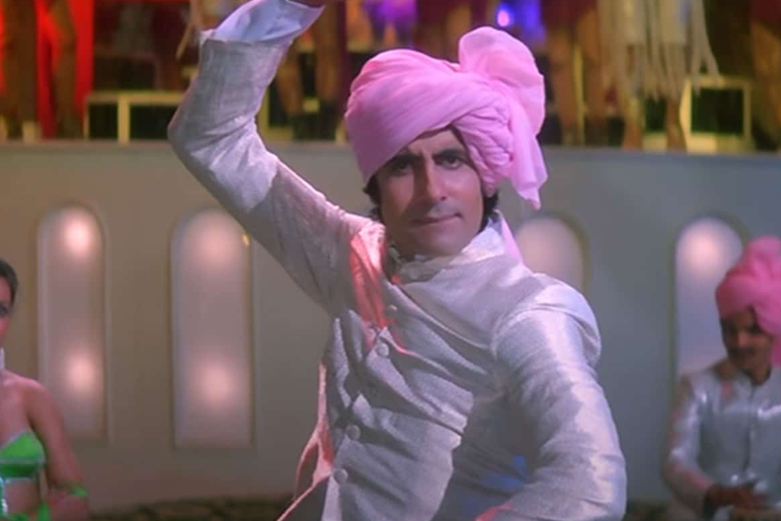 Pag Ghunghroo Bandh Meera Nachi thi