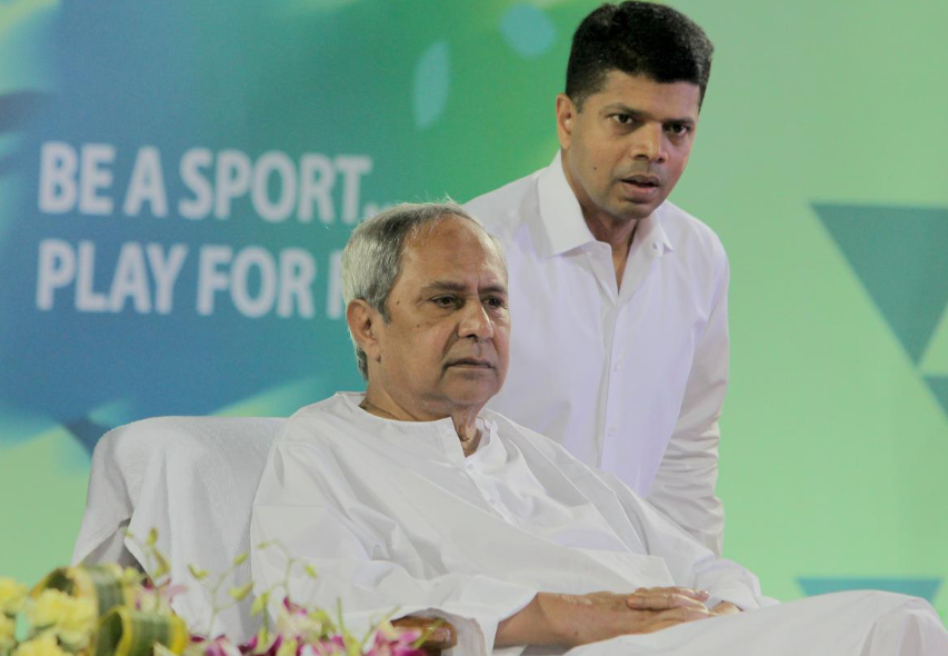 who is vk pandian former odisha bureaucrat now a cabinet minister