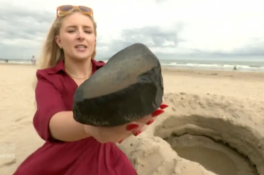 Dublin beach meteorite crater dug by two boys