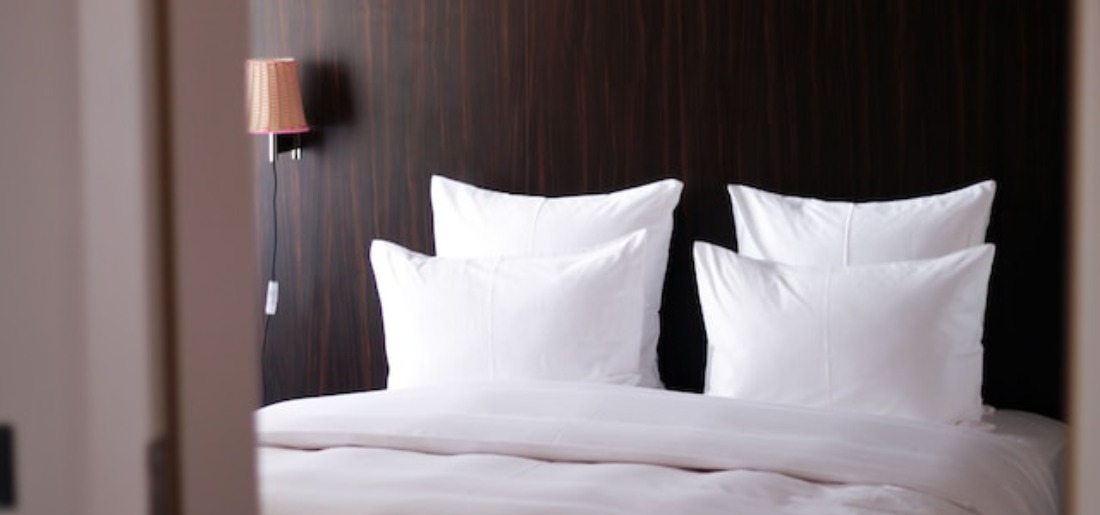 Former FBI Agent Reveals Safest Hotel Room Hack