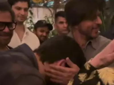 Viral Video: Sunny Deol's Son Karan Touches Shah Rukh Khan's Feet At Gadar 2 Success Party