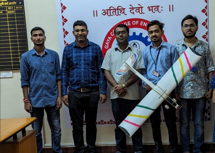 gaya engineering students made drone in just 8 thousand