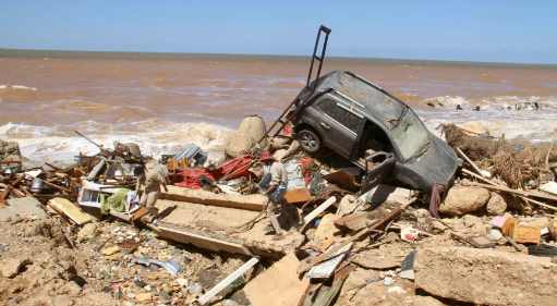 Today there have been 11,300 deaths in the Libyan floods and rescuers ask for more help
