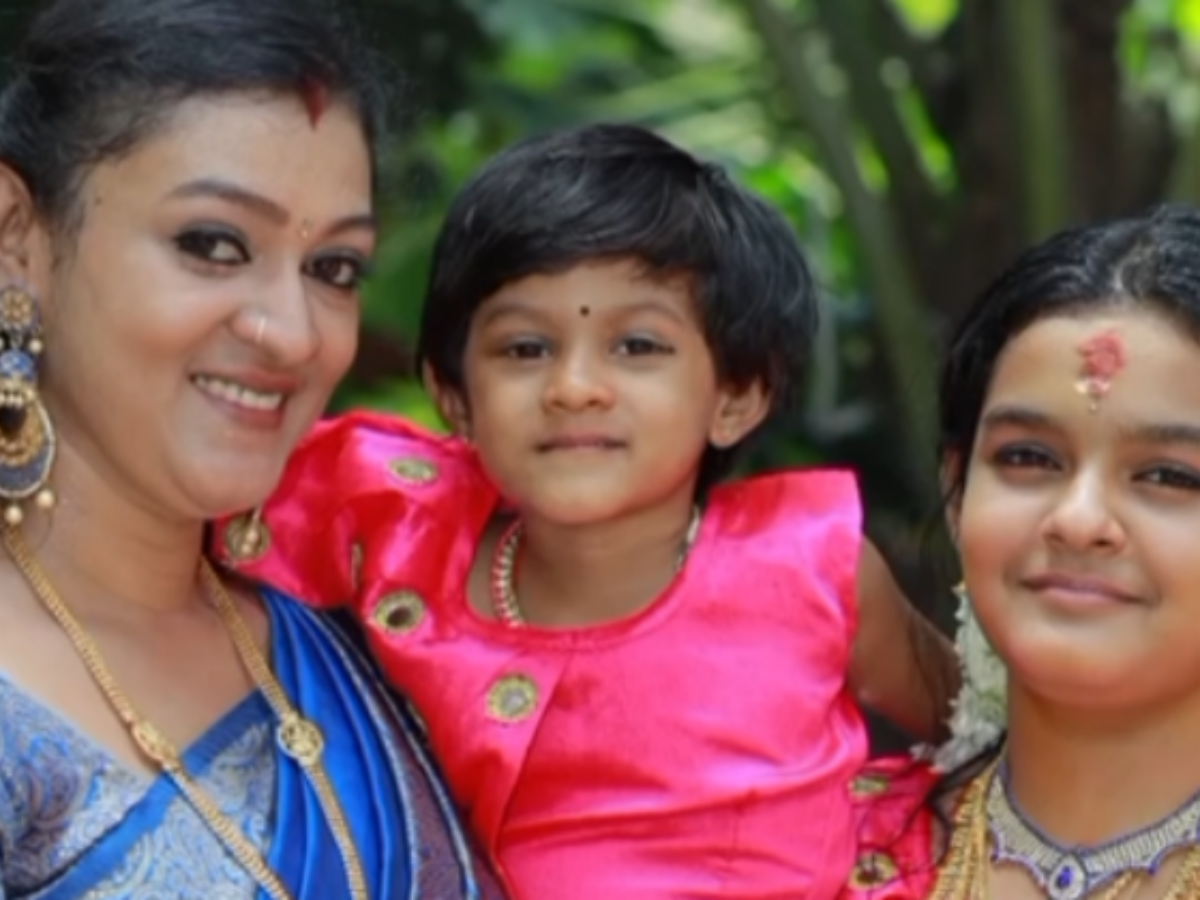 31-Year-Old Actress Aparna Nair Shared Lullaby For Her Daughter On ...