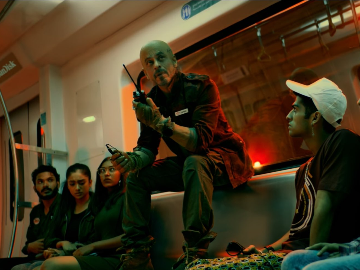 3 Lakh Tickets Sold! Shah Rukh Khan