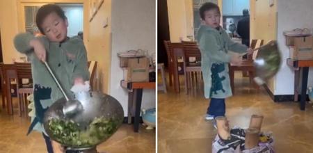 You'll Be Astonished At A Chinese Toddler's Fantastic Cooking Skills