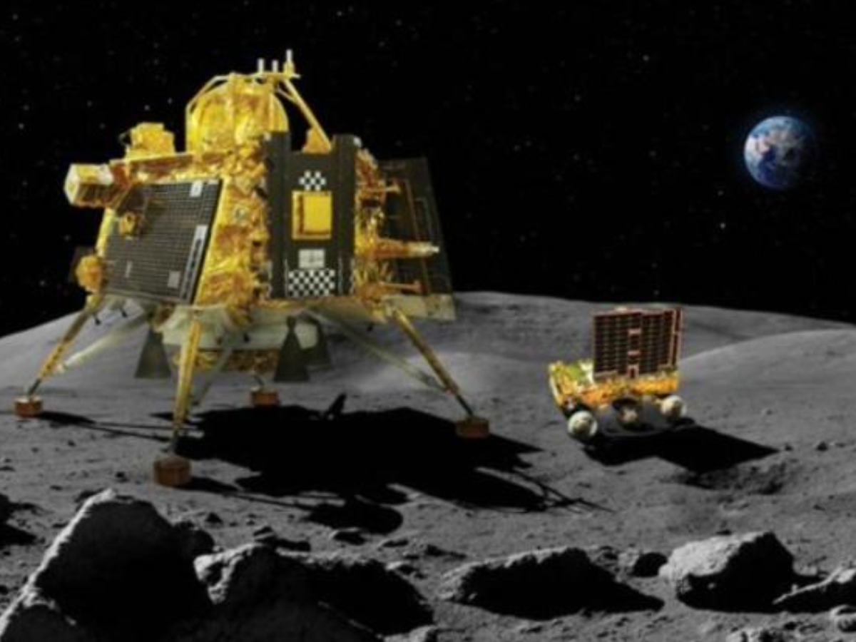 Января 2023 лунный. Чандраян 2 снимки Аполлона. Луноход на Луне. Индия высадилась на Луне. Лунном вездеходе. На Луне.