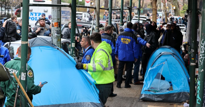 New York City Hides Away Homeless Living On Footpaths As UN General ...