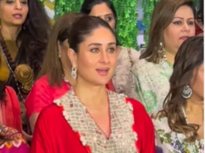 "This Is So Pathetic": Kareena's Viral Video Of Posing During National Anthem Gets Called Out