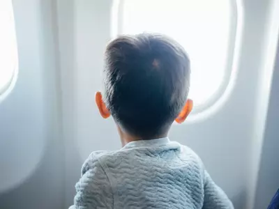 kids in airline