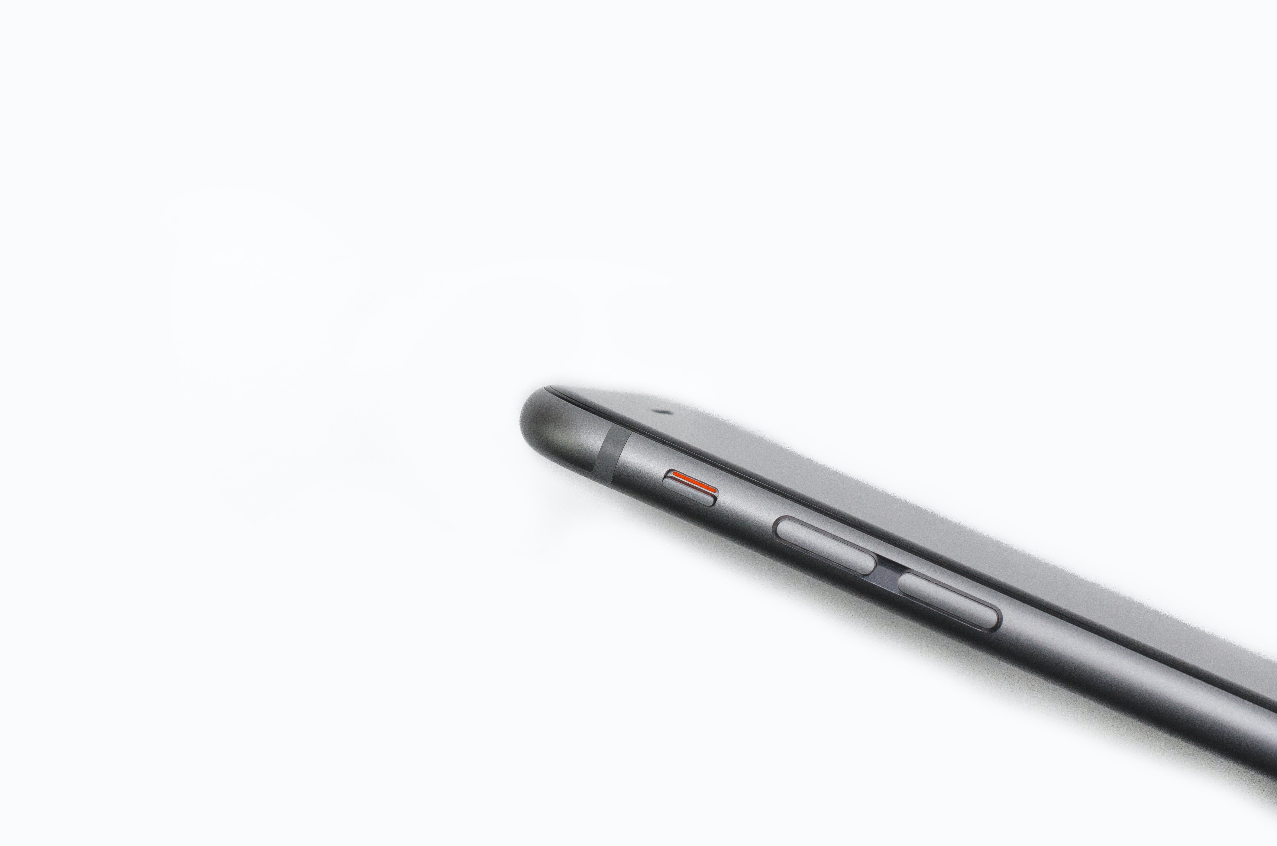 iPhone 15 Pro With Action Button Leaked via Spigen Case Hours Ahead of  'Wonderlust' Launch Event