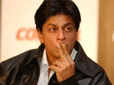 'Shah Rukh Khan Was Abused At Every Party': Journalist Claims Everyone Hated SRK In The '90s