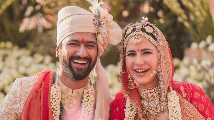 Rs 2 lakh and counting! Anushka Sharma's pre-wedding airport look was so  expensive, we wonder what her wedding ensemble will cost - Bollywood News &  Gossip, Movie Reviews, Trailers & Videos at