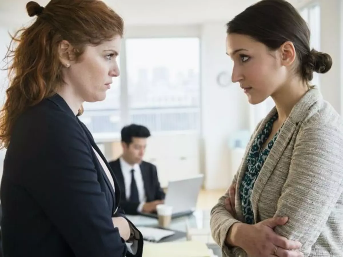 How To Have A Conversation With A Disrespectful Employee Disrespectful Employee: 6 Ways To Handle A Rude Employee At Work