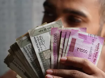  Delhi Man Turns Millionaire Overnight With Rs 60 Lakh Worth Reliance Shares In Inheritance
