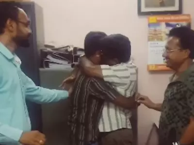 A Graduate Of IIT-Roorkee Surprises His Father In The Office With The UPSC 2023 Result