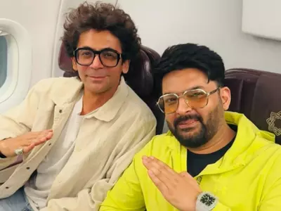 Kapil Sharma Shares Photo With Sunil Grover On A Flight, Fans Say ‘Sirf Juice Pi Rahe Hain Is Baar’