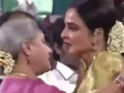 Jaya Bachchan Birthday: When Rekha Hugged The Sholay Actress While Amitabh Bachchan Won An Award