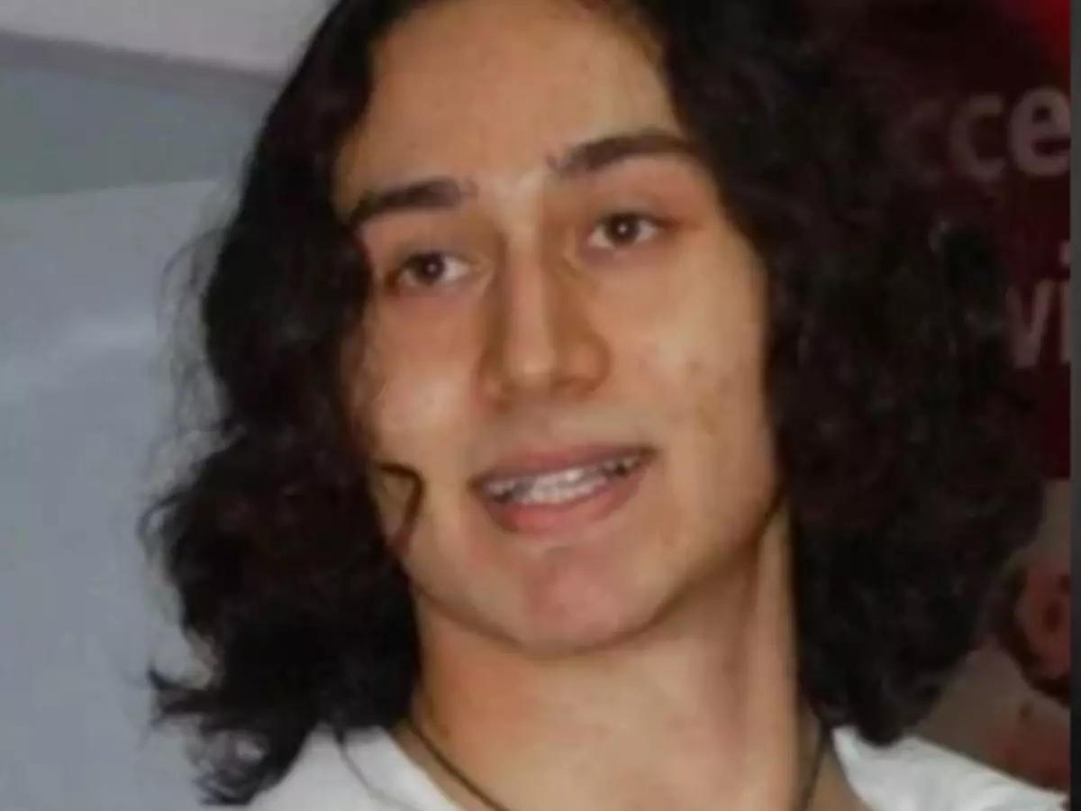 Has Tiger Shroff Undergone Plastic Surgeries? Internet Wonders After Old Photos Resurface Has Tiger Shroff Undergone Plastic Surgeries? Internet Wonders After Old Photos Resurface