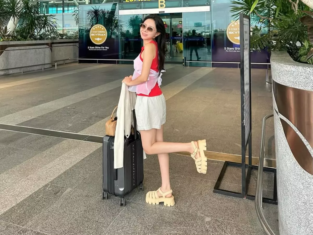 BTS J-Hope's sister Jiwoo is in Delhi! Fans can meet her – here's how