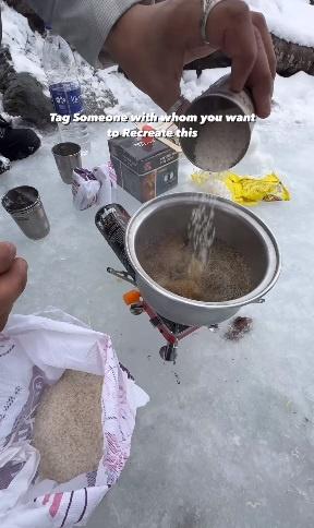 A Viral Adventure In Jammu And Kashmir Brewing Tea On A Frozen Stream