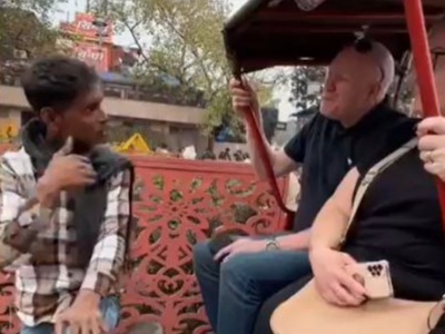 Rickshaw Puller's Fluent English Speaking Skills