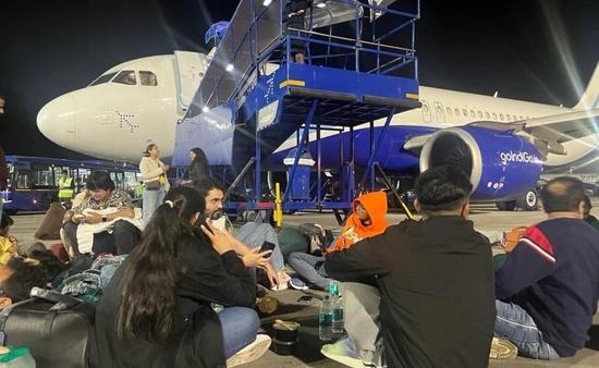 24-Hour Flight From Goa To Delhi': Story Behind The Viral Photo Of IndiGo  Passengers On Tarmac