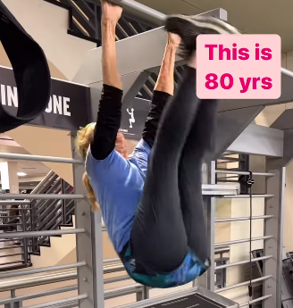 Woman in her 80s shows incredible strength in the gym here