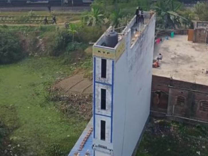 Bihar Man builds five floors 