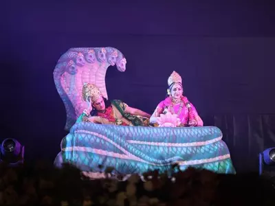Hema malini in ayodhya as sita